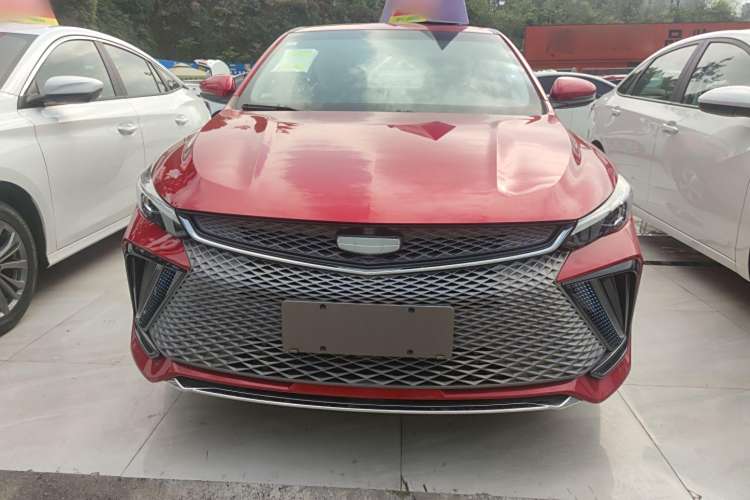 GEELY Emgrand L HiP #3 GEELY Emgrand L HiP car image #3