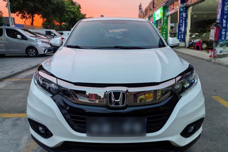 Honda VEZEL 2021 car image #3