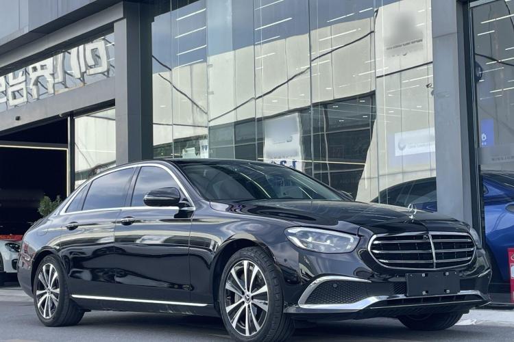 Mercedes-Benz E Class New Energy 2021 car image #3
