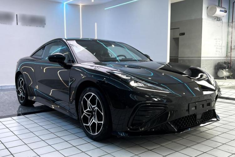 哪吒汽车 哪吒GT 2023 汽车图片 #3