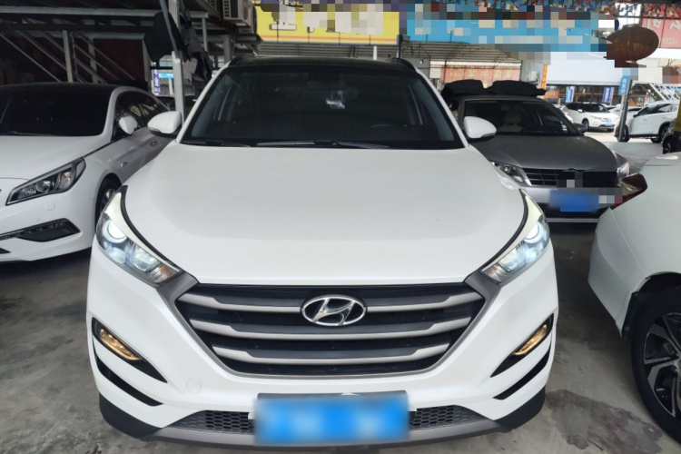 Hyundai Tucson (Imported) 2016 #3 Hyundai Tucson (Imported) 2016 car image #3