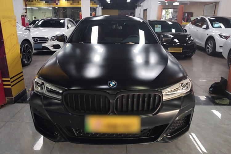 BMW M5 New Energy 2023 car image #3