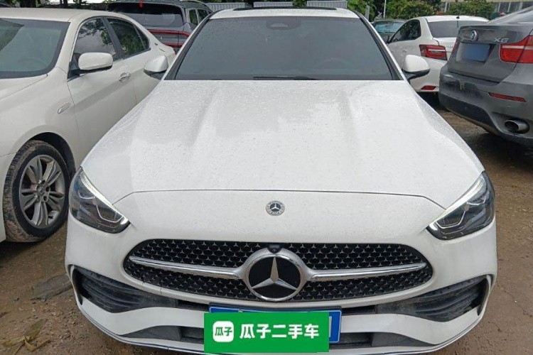 Mercedes-Benz C Class 2024 صورة سيارة #3
