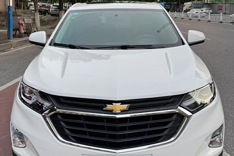 Chevrolet Equinox 2019 car image #3