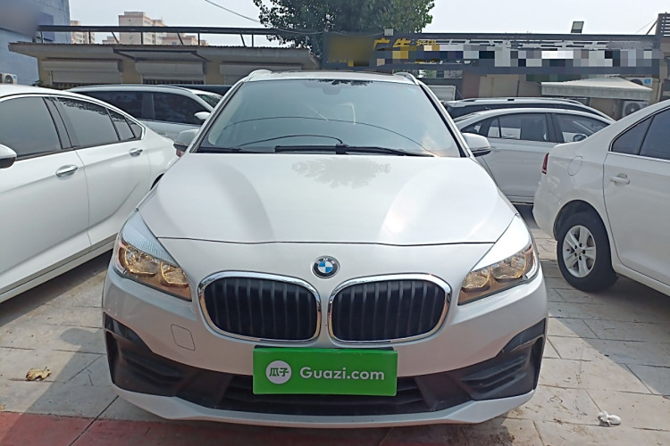 BMW 2 Series Gran Tourer 2020 immagine di auto #3