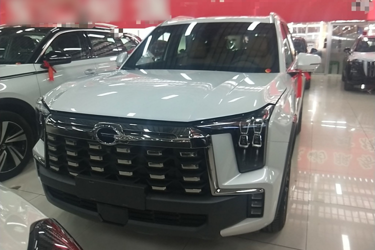 GAC Trumpchi ES9 2025 car image #3