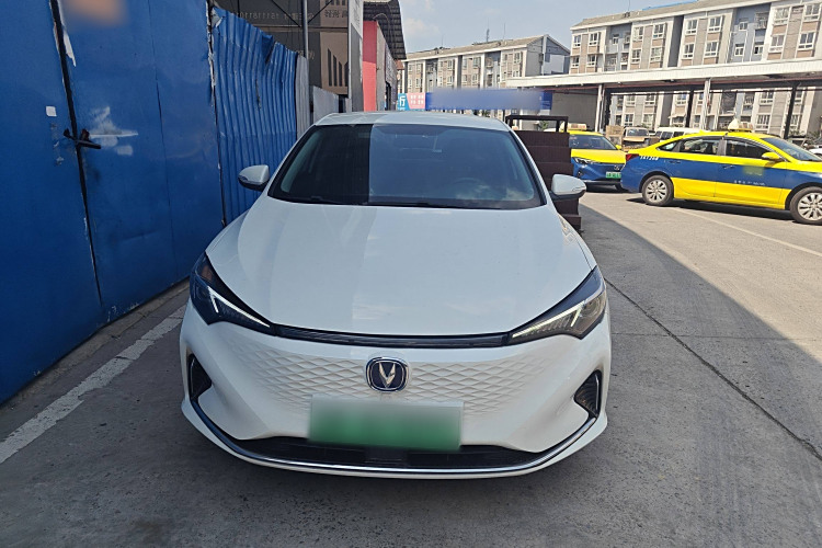 Changan Eado EV 2022 #3 Changan Eado EV 2022 car image #3