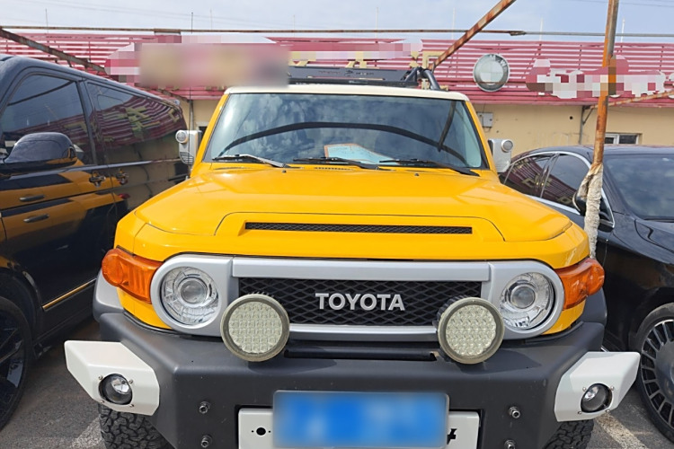 Toyota FJ Cruiser 2017 car image #3