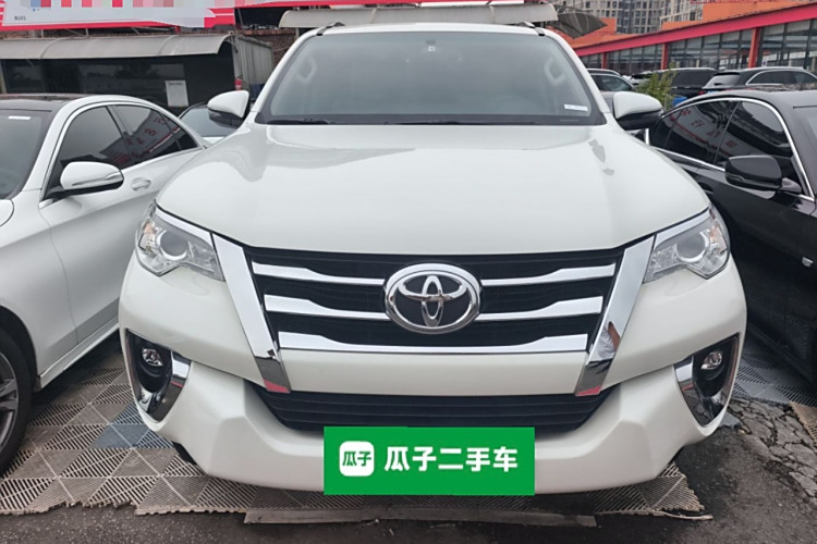 Toyota Fortuner 2018 #3 Toyota Fortuner 2018 immagine di auto #3