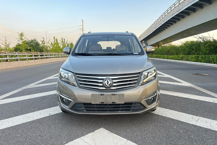 Forthing S500 2015 car image #3