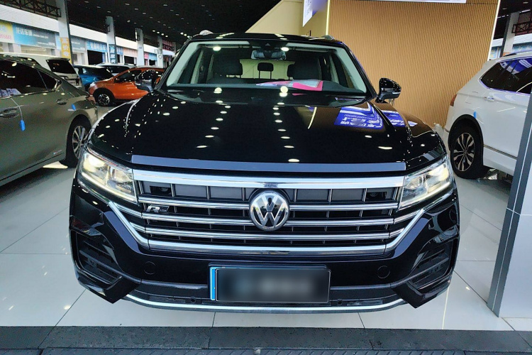 Volkswagen Touareg 2020 car image #3