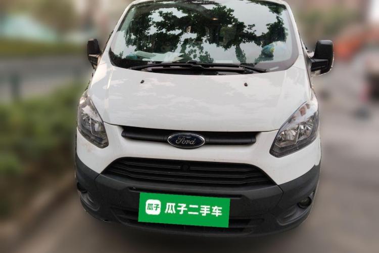 Ford Transit 2022 car image #3