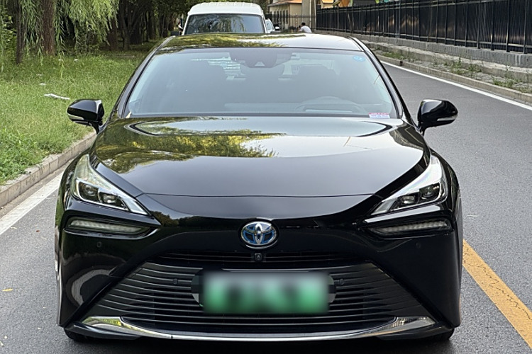 Toyota Mirai 2023 immagine di auto #3