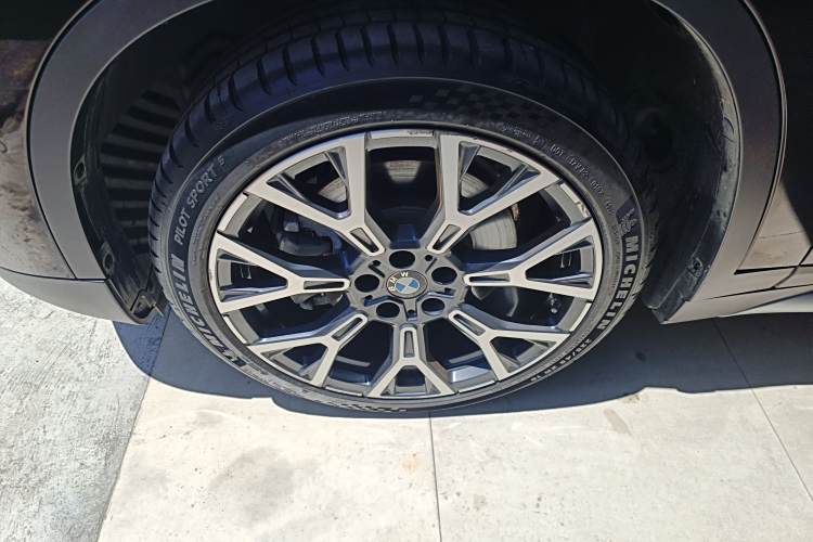 BMW X1 M35Li 2019 car image #3