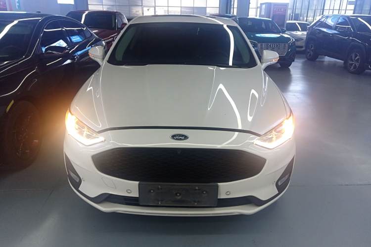 Ford Mondeo New Energy 2020 car image #3