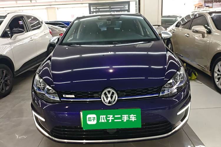 Volkswagen Golf Pure Electric 2020 image de voiture #3