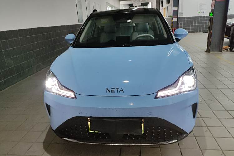 哪吒汽车 哪吒AYA 2023 汽车图片 #3