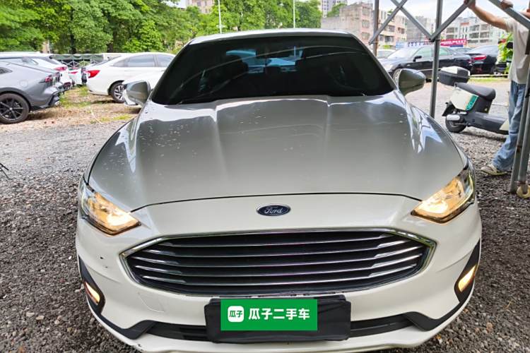 Ford Mondeo New Energy 2020 car image #3