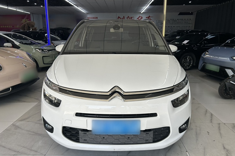 Citroen C4 PICASSO 2017 صورة سيارة #3