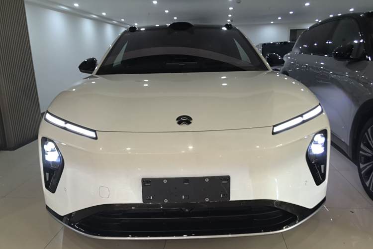 NIO ET9 2024 imagen de coche #3