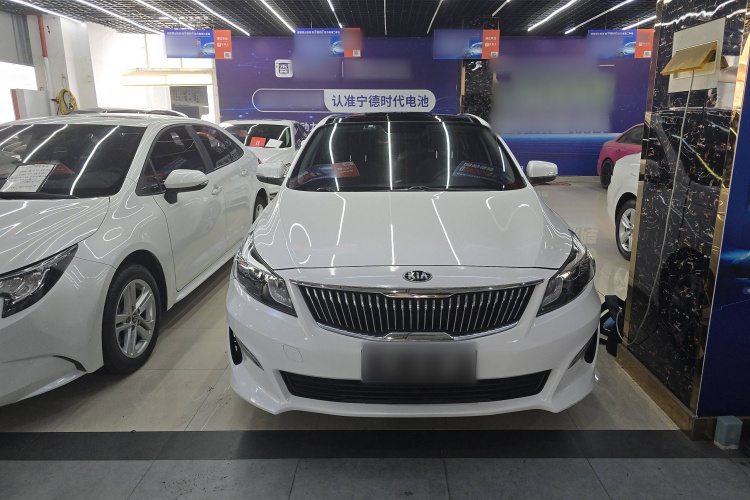 Kia K5 2018 imagen de coche #3