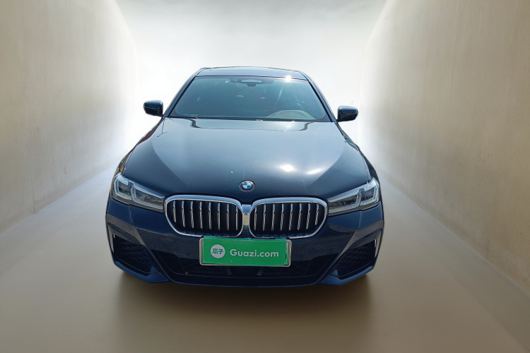 BMW M5 New Energy 2021 car image #3