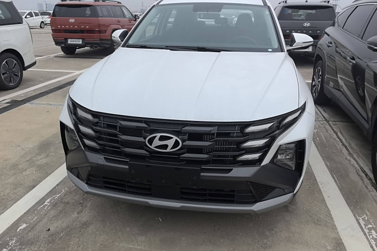 现代 途胜 汽车图片 #3