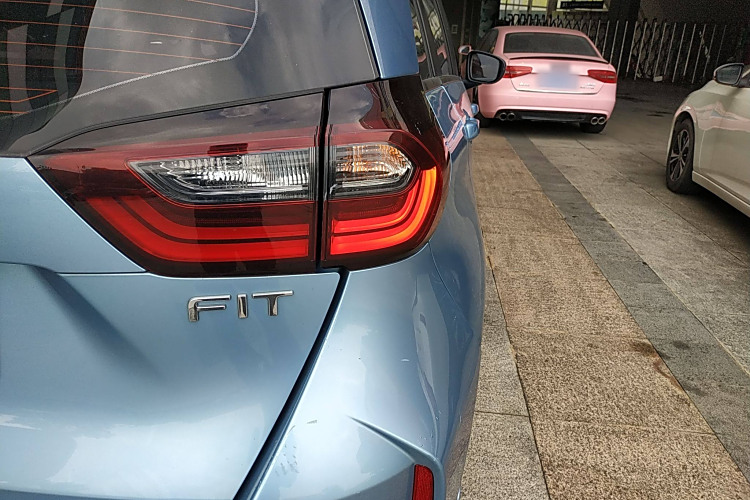Honda Fit (Imported) 2021 car image #3