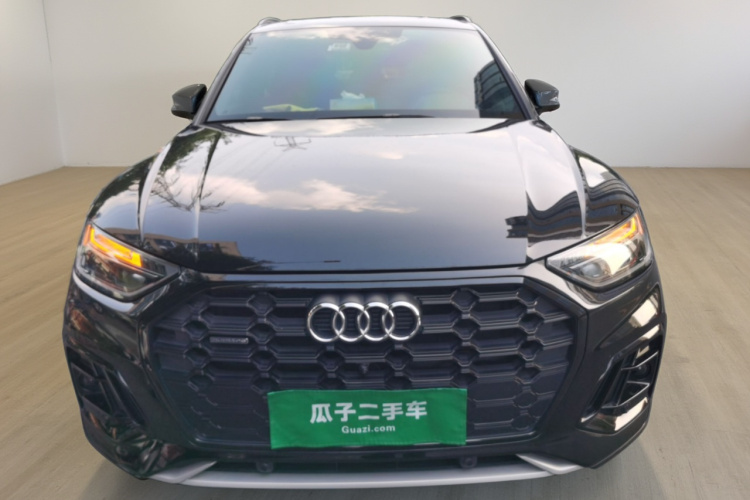 Audi Q5L 2023 car image #3