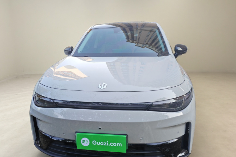 零跑汽车 零跑C10 2025 汽车图片 #3