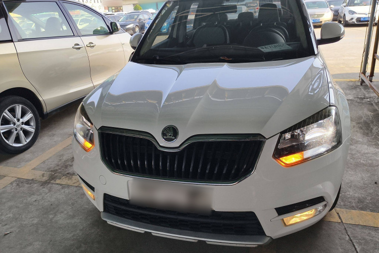 Skoda Yeti 2018 car image #3