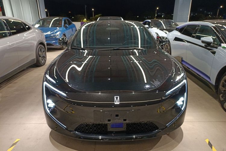 Avatr 12 2024 #3 Avatr 12 2024 car image #3