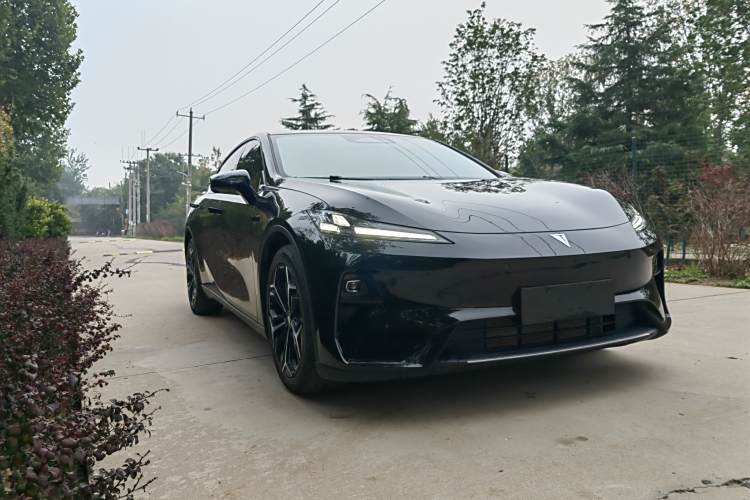 Deepal L07 2025 car image #3