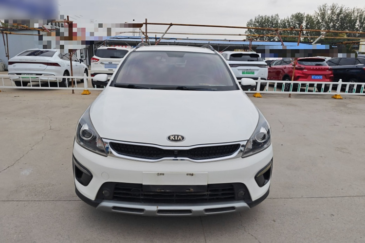 Kia Rio Cross 2018 صورة سيارة #3