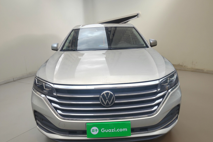 Volkswagen Viloran 2020 car image #3