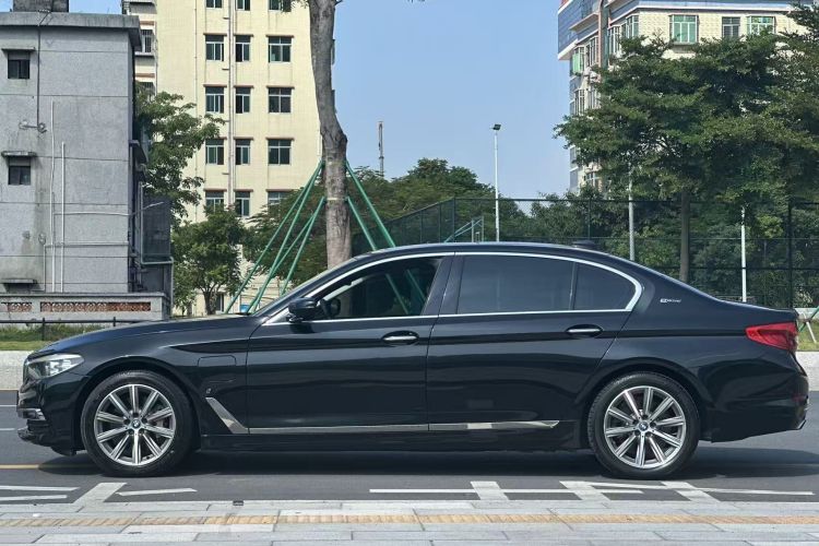 BMW M5 New Energy 2018 #3 BMW M5 New Energy 2018 immagine di auto #3