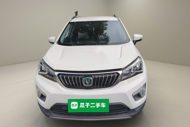 Changan CS15 EV 2018 #3 Changan CS15 EV 2018 car image #3