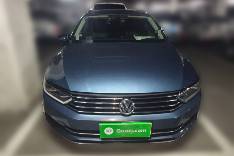 Volkswagen Passat Variant 2018 immagine di auto #3