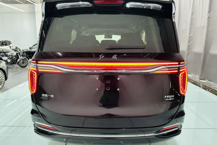 HongQi HQ9 PHEV 2024 car image #3