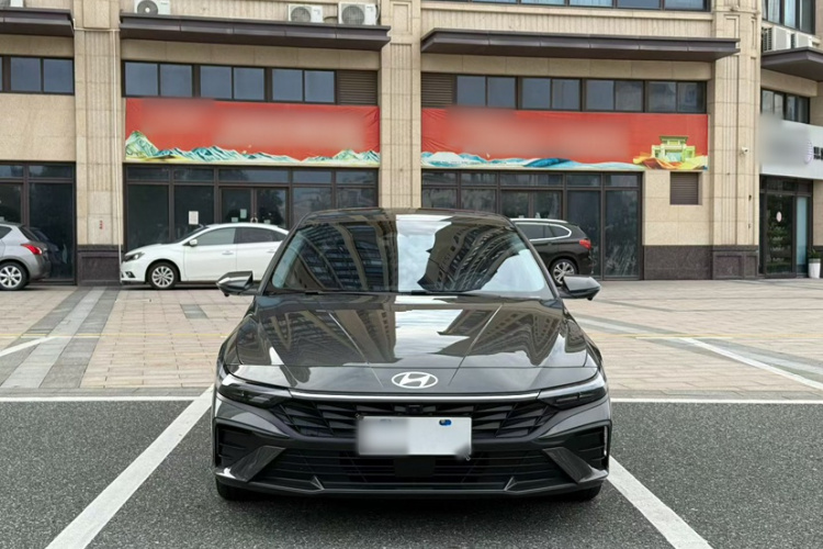 Hyundai Elantra EV 2023 #3 Hyundai Elantra EV 2023 car image #3