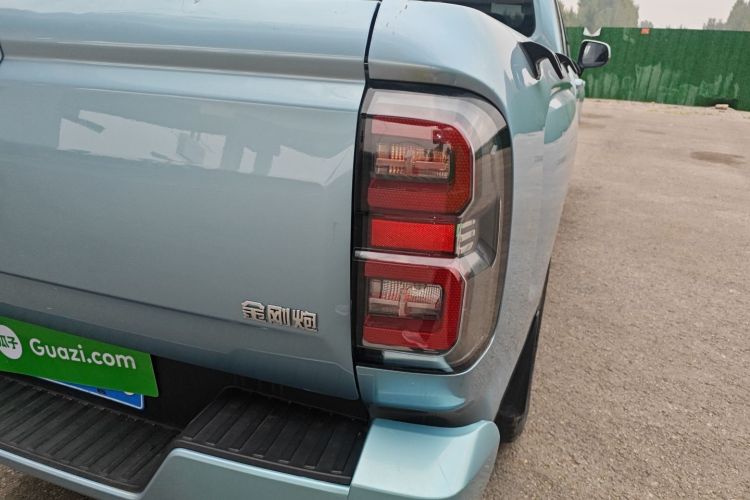 Great Wall Jingang Pao 2022 car image #3