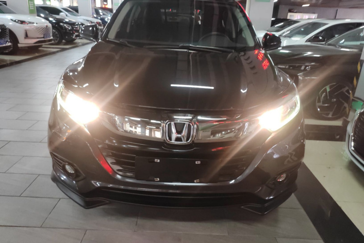 Honda VEZEL 2020 #3 Honda VEZEL 2020 car image #3