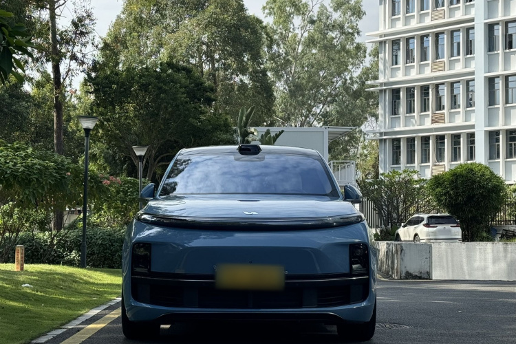 Li L8 2023 изображение автомобиля #3