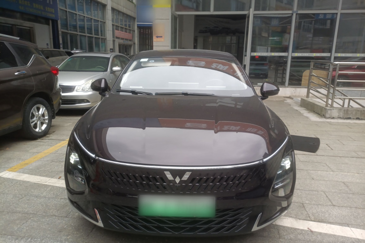 Wuling Starlight 730 New Energy 2023 صورة سيارة #3