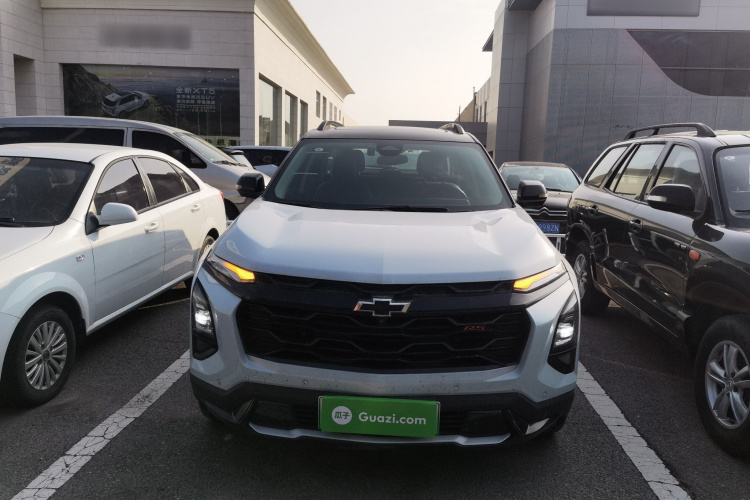 Chevrolet Equinox Plus 2024 #3 Chevrolet Equinox Plus 2024 car image #3