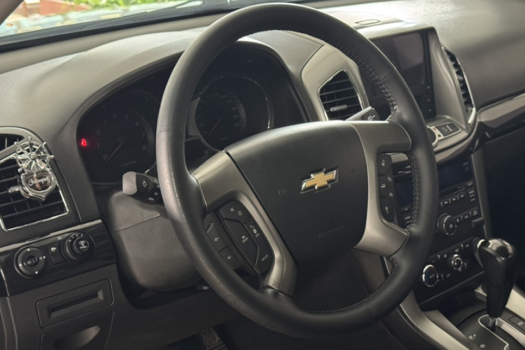 Chevrolet Captiva 2017 #3 Chevrolet Captiva 2017 car image #3