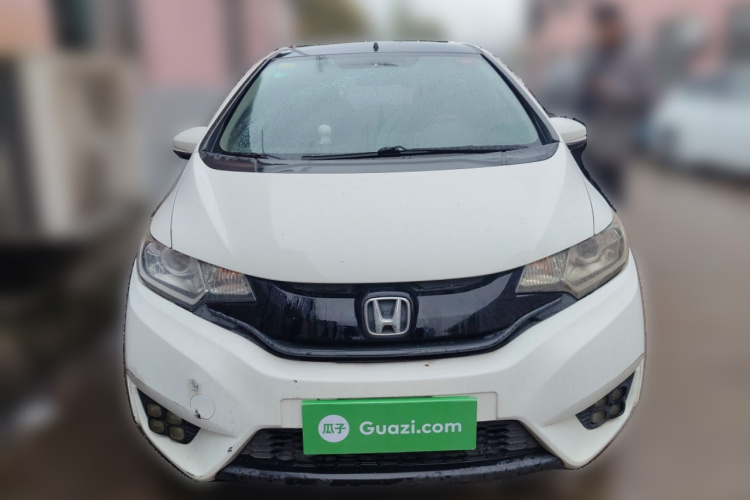 Honda Fit (Imported) 2015 صورة سيارة #3