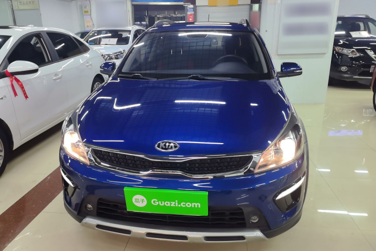 Kia Rio Cross 2018 car image #3