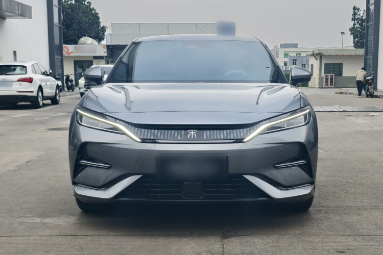 BYD SongL EV 2024 #3 BYD SongL EV 2024 car image #3