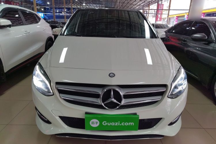 Mercedes-Benz B Class 2017 #3 Mercedes-Benz B Class 2017 صورة سيارة #3